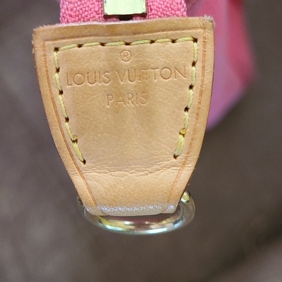 AUTHENTIC Louis Vuitton Pink Canvas Purse - Picture 10 of 16
